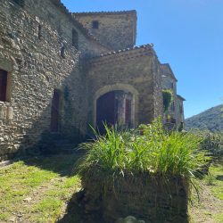 Vue extérieur, château, logement insolite, château de la favède